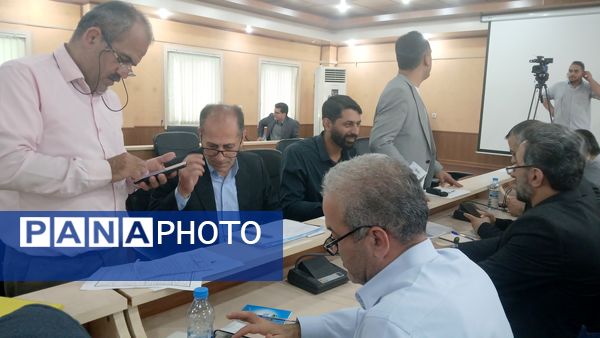 ملاقات مردمی استاندار مازندران با شهروندان محمودآباد