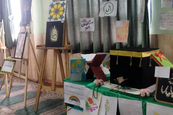 برپایی نمایشگاه قرآن و عترت در ناحیه دو شهرری 