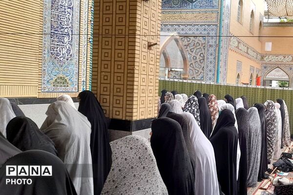 مصلی شهر میزبان اجتماع پرشور نمازگزاران شهرستان ورامین