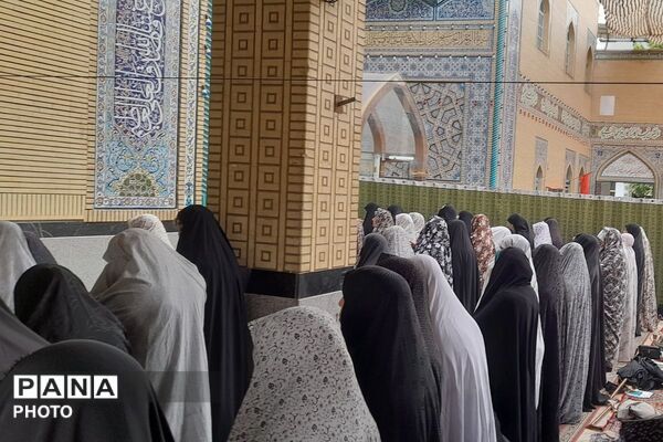 مصلی شهر میزبان اجتماع پرشور نمازگزاران شهرستان ورامین