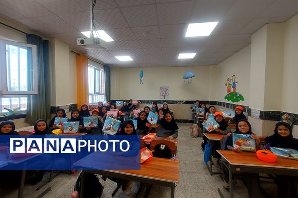 آیین بهره برداری از مدرسه شهدای پالایشگاه تهران در کهریزک 