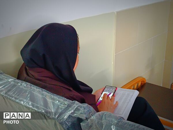 کارگاه استانی آموزشی پیشگیری از خودکشی دانش آموزان در ناحیه پنج مشهد