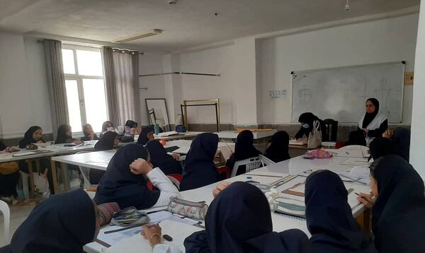 هفته بهداشت روان هنرستان زهرای مرضیه حاجی‌آباد