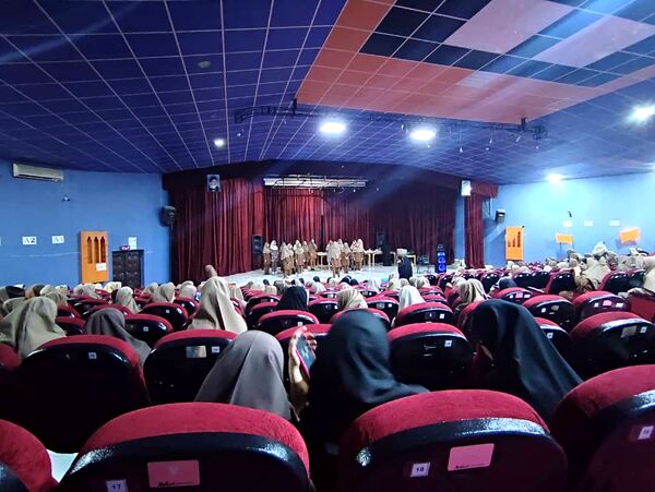 جشن دهه کرامت و روز معلم در بندر لنگه 
