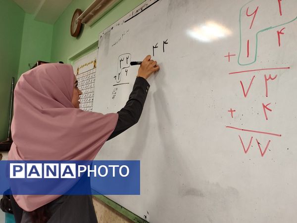 اجرای طرح حامی با حضور جهادی آموزگاران ملاردی  برای جبران ضعف درسی دانش آموزان ابتدایی 