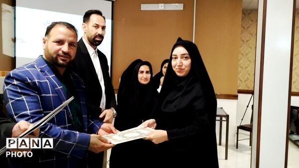 آیین تجلیل از منتخبین کشوری، استانی و منطقه ای طرح و برنامه های حوزه  آموزش  کلات