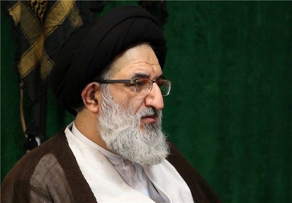 جنگ رسانه‌ای دشمن با هدف ناامیدسازی مردم دنبال می‌شود