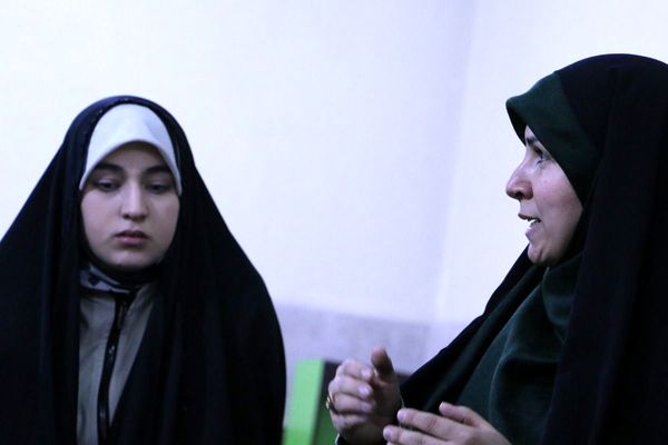 شبِ خلوتِ دل‌ها، آغاز اعتکاف دانش‌آموزی صفادشت در مسجد اباصالح الهمدی