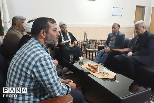 تاکید بر تقویت همکاری آموزش‌وپرورش و ائمه جمعه برای حضور پرشور فرهنگیان در نمازجمعه