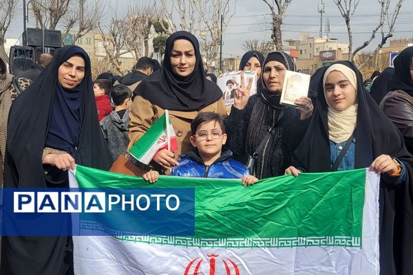 راهپیمایی ۲۲ بهمن، آینه تمام‌نمای همبستگی ملی