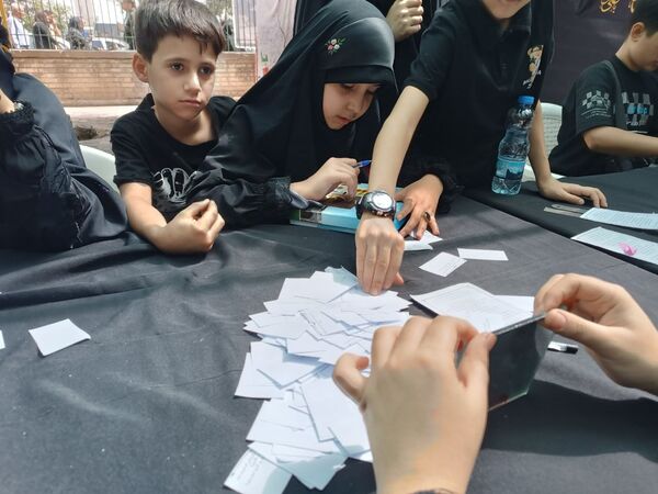 موکب «هم‌قدم تا حرم»؛ میعادگاه خادمان دانش‌آموز