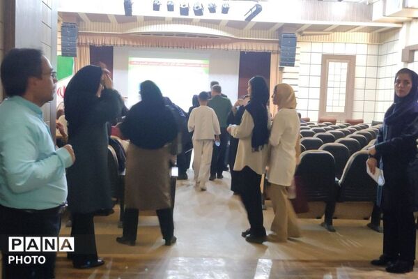 همایش بزرگ شهرستانی هدایت تحصیلی در شهرستان شیروان 