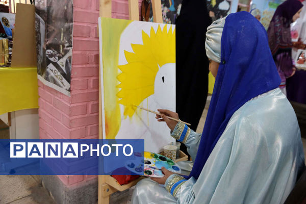 برپایی نمایشگاه زنده مشاغل و افتتاح اتاق نمایش در اسلامشهر