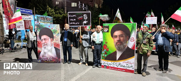 حضور مردم غیور آشخانه در هفتادوهشتمین راهپیمایی شبانه