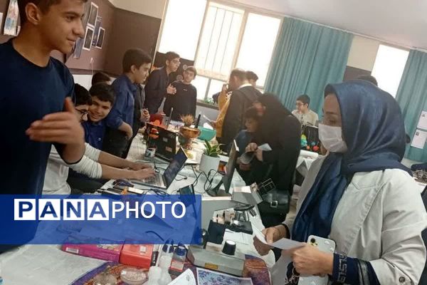 نمایشگاهی از دستاوردهای استعدادهای درخشان