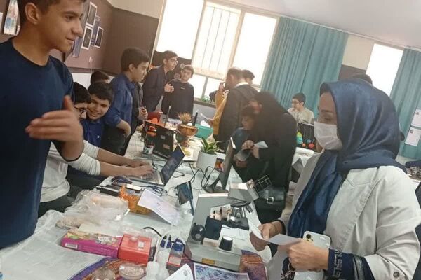 نمایشگاهی از دستاوردهای استعدادهای درخشان