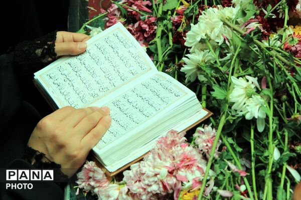 تشییع پیکر خانوداه شهید دکتر حسین طاهری در پردیس