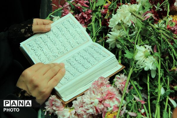 تشییع پیکر خانوداه شهید دکتر حسین طاهری در پردیس