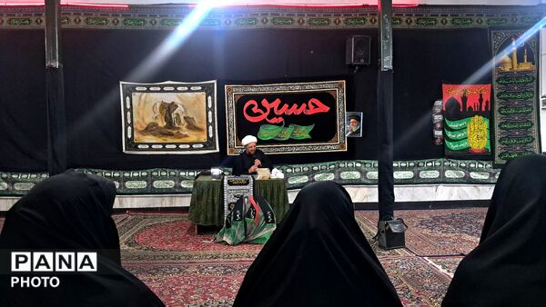 مراسم روضه و سینه زنی در مسجد صاحب‌الزمان(عج)