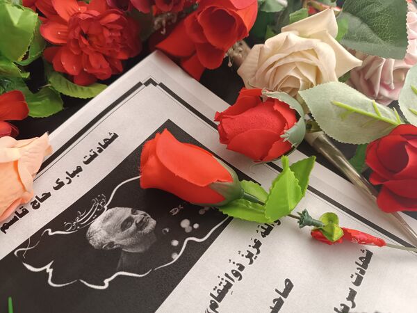 سالگرد شهادت سردار سلیمانی در دبیرستان دخترانه نور اردبیل