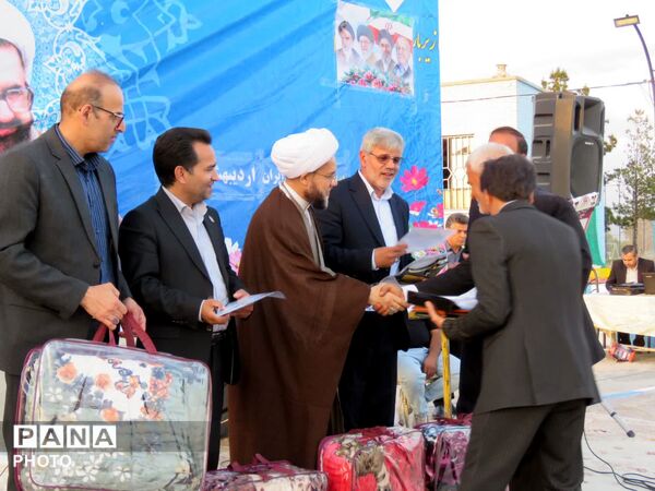 همایش «سپاس معلم» در خلیل‌آباد