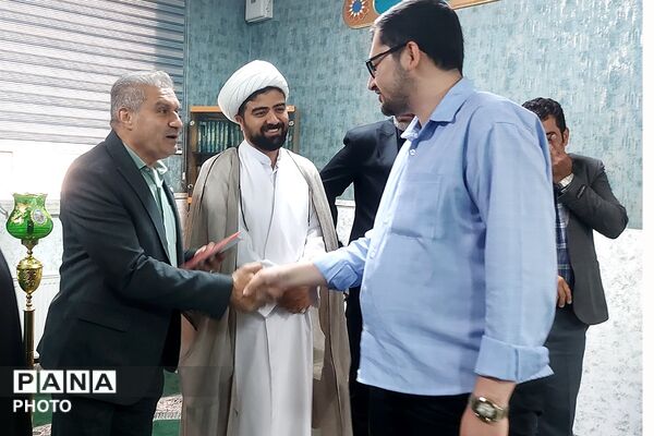 جشن عید سعید غدیر در اداره آموزش و پرورش کهریزک 
