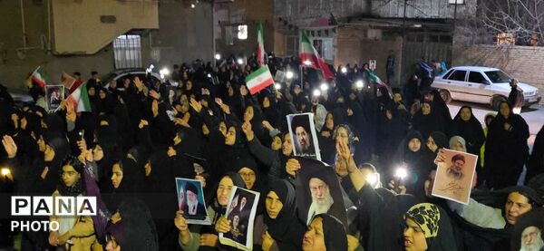 فلاردی‌ها یک صدا برای بیعت با رهبر جدید امت به خیابان‌ها آمدند