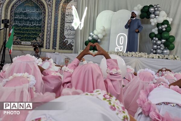 آغاز مسیر نور؛ قاب‌هایی از جشن تکلیف دختران شهرستان بن
