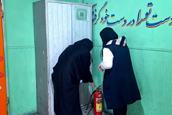 بازدید سرگروه سلامت اداره کل آموزش و پرورش شهرستانهای استان تهران از مدارس ناحیه دو شهرری 