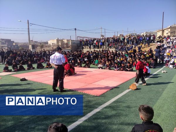 گرامیداشت دهه مبارکه فجر در روستای بیدک 