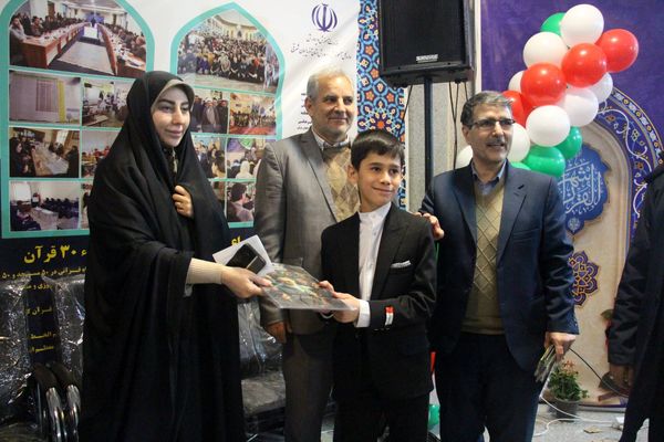 غرفه آموزش و پرورش در نمایشگاه قرآن و عترت تبریز