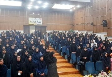 سومین روز اختتامیه استانی چهل‌وسومین جشنواره فرهنگی و هنری «فردا»در کانون شهید فهمیده کرج