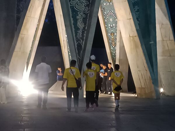بازدید پسران دومیدانی کاران استان خراسان رضوی از آرامگاه عطار و خیام