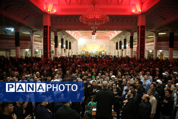 عزاداری شب شهادت امام باقر(ع) در حرم کریمه اهل بیت