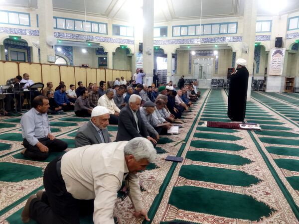 حضور نماینده مردم ترشیز در مجلس شورای اسلامی در مسجد جامع بردسکن