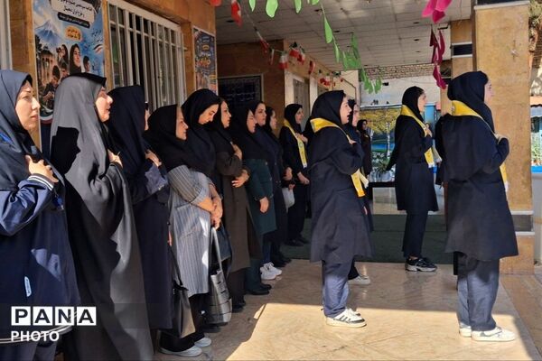 افتتاحیه جشنواره خوارزمی و طرح ایران دیجیتال در مدرسه شهید بهرامی رباط‌کریم