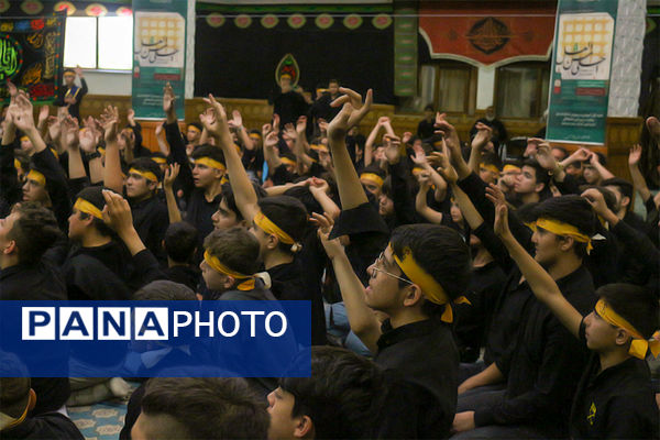 سوگواره «احلی من العسل» با حضور دانش‌آموزان نوجوان عاشورایی در اردبیل