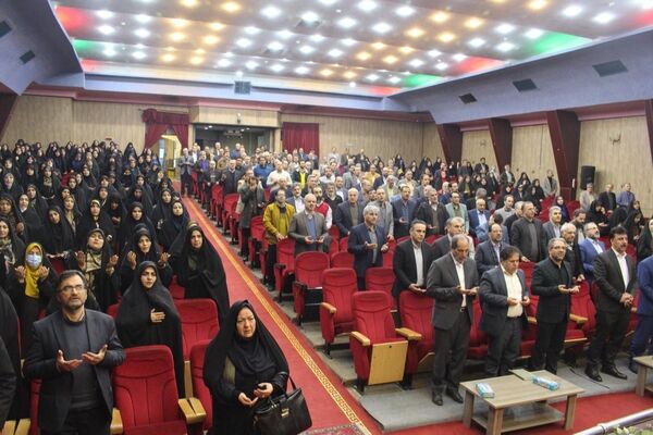 خلاقیت و بهره‌گیری از دانش روز در مدیریت مدارس ضروریست
