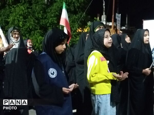 برگزاری اجتماع شبانه در حسینیه شهدای شهر بار 