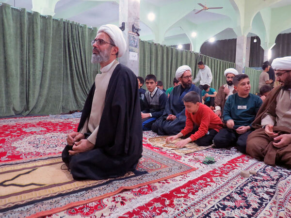 اعتکاف دانش‌آموزان مسجد انقلاب شهرستان بجنورد 