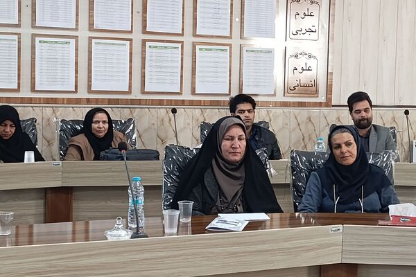 جلسه مراقبین سلامت مدارس در نیشابور 