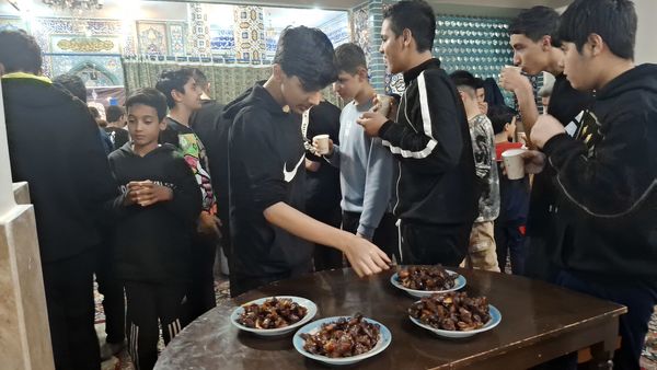 پرواز تا آسمان در مسجد حضرت زینب شهرکرد 