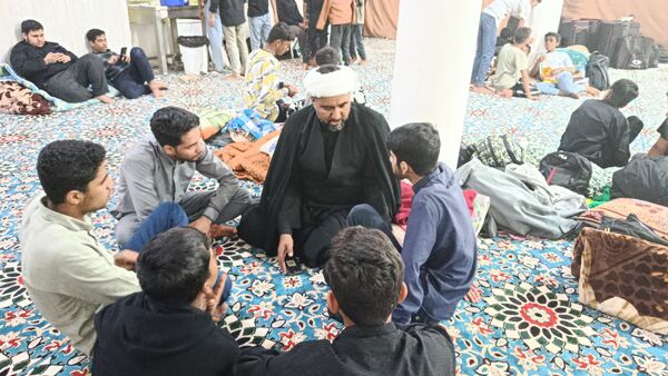 مراسم اعتکاف دانش‌آموزی در مسجد نور سندرک