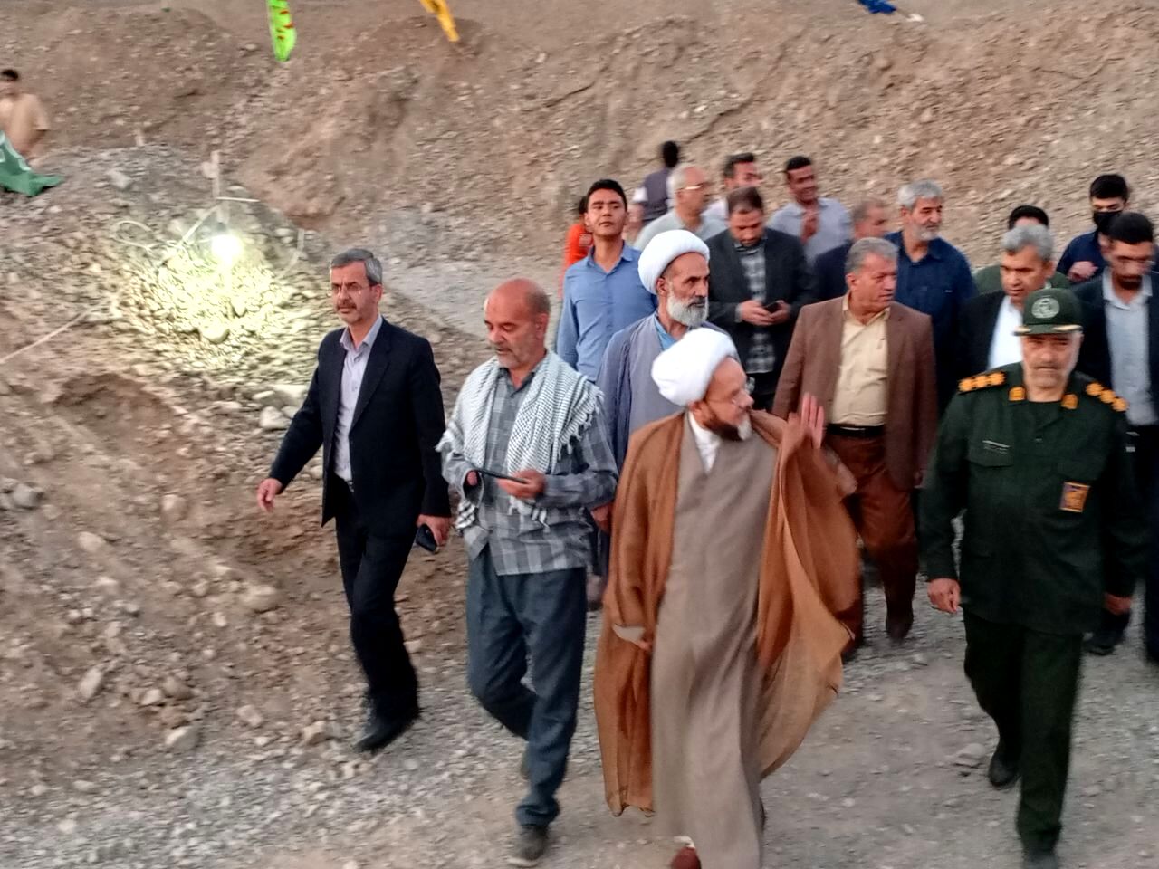 بازدید روسای ادارات خلیل آباد از دومین کنگره ملی شهید مدرس (ره) و ۱۲۲۲ شهید منطقه ترشیز کهن 