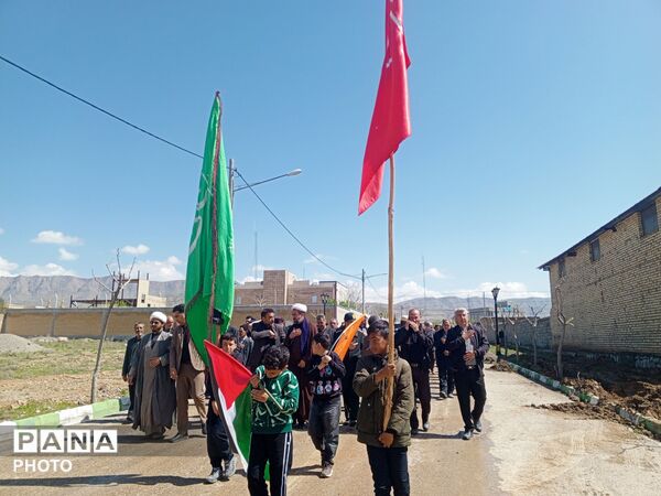 مردم شهر تیتکانلو در سوگ چهلمین روز شهادت رهبر معظم انقلاب