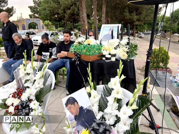 مراسم چهلمین روز شهادت مهرداد معزی در شهرک ینگی امام  ساوجبلاغ