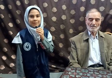 گاهی تاریخ، در کتاب‌ها نیست،در صدای مردانی‌ست که روزهای بزرگ را با چشم دیده‌اند و با دل زندگی کرده اند