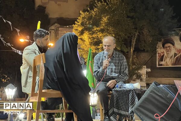 تجلیل از خبرنگاران در طنین تجمعات شبانه