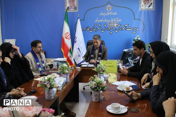 نشست خبری با اصحاب رسانه شهرستان فاروج 