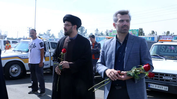 خوش‌آمدگویی مسئولان شهری قم به زائران کریمه اهل بیت(س)